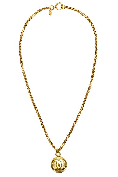 FWRD Renew Chanel Coco Mark Necklace in Gold