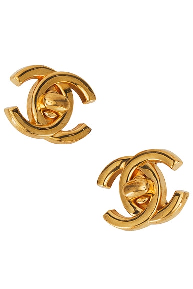 Chanel 1996 CC Turnlock Clip-On Earrings