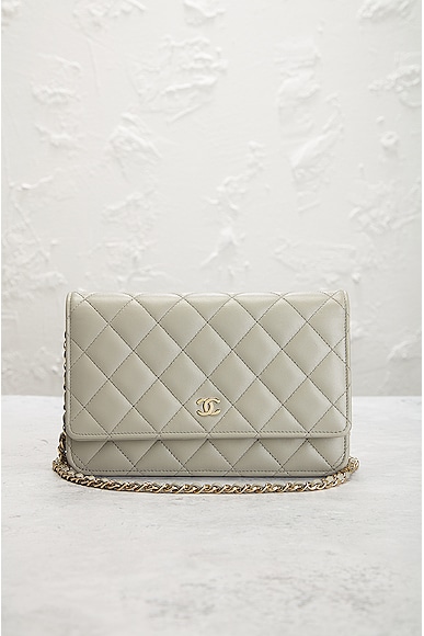 Pre-owned Chanel Lambskin Wallet On Chain In Gray