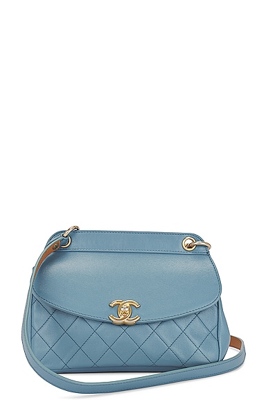 Pre-owned Chanel Quilted Chain Shoulder Bag In Blue