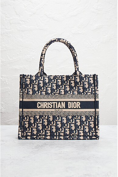Christian dior canvas bag price sales