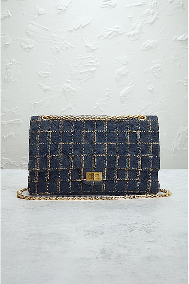 Pre-owned Chanel Tweed Chain Double Flap Shoulder Bag In Navy