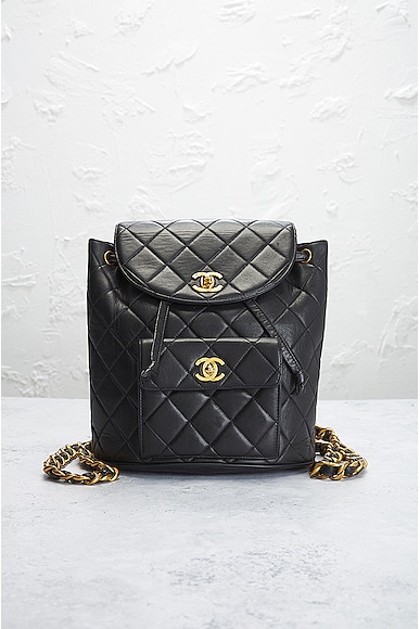 Pre-owned Chanel Quilted Turnlock Flap Backpack In Black