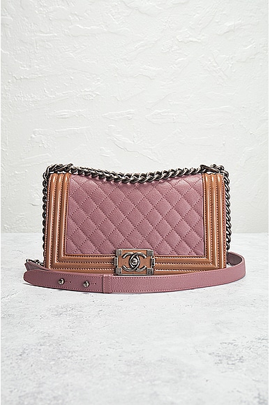 Pre-owned Chanel Boy Chain Shoulder Bag In Pink