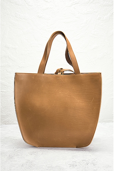 Shop The Row Graham Tote Bag In Muschio Shg