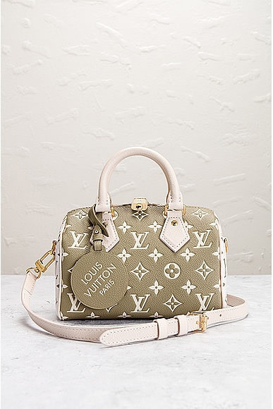 Pre-owned Louis Vuitton Speedy Bandouliere 20 Handbag In Sage