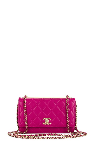 FWRD Renew Chanel Lambskin Wallet On Chain Bag in Pink