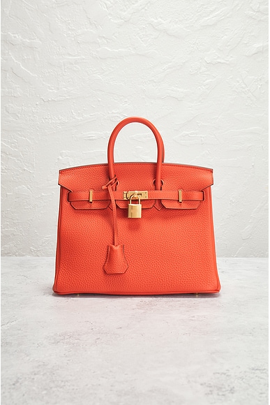 Pre-owned Hermes Togo Birkin 25 Handbag In Orange