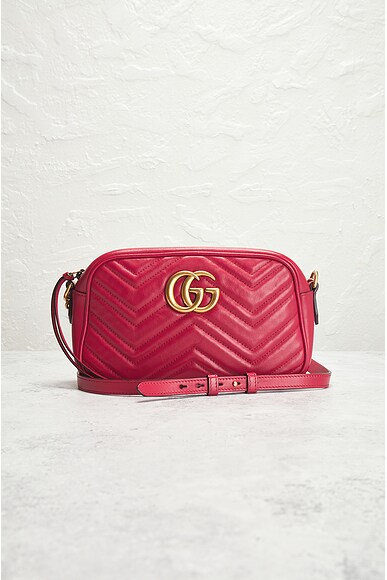 Shop Gucci Gg Marmont Quilted Leather Shoulder Bag In Red