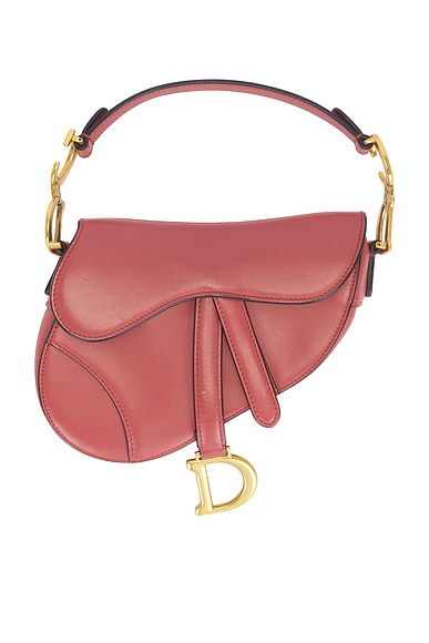 Bottega Veneta Baguette Pouch On Strap in Chalk & Gold | FWRD Bottega Veneta Baguette Pouch On Strap in Chalk & Gold | FWRD