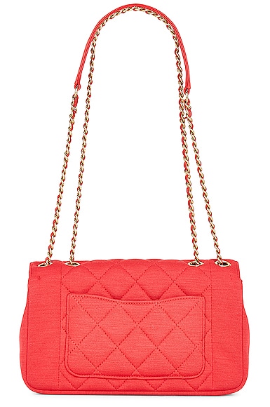 Pre-owned Chanel Chain Shoulder Bag In Red
