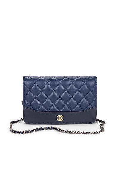 FWRD Renew Chanel Calfskin Gabrielle Wallet On Chain in Navy