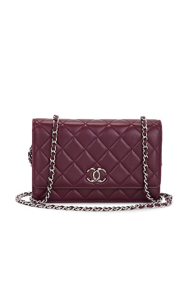 FWRD Renew Chanel Lambskin Classic Wallet On Chain in Red