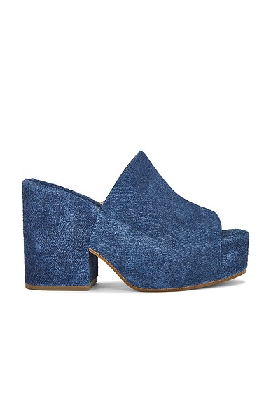 Gabriela Hearst | Spring 2025 Collection | FWRD