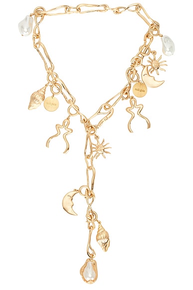 Astrid Choker