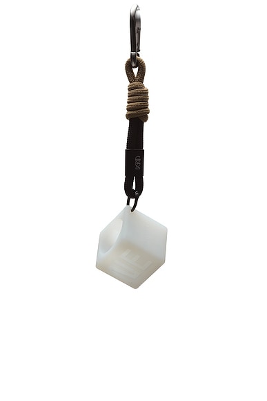 GAMINE Solid Parfum Hardware in White