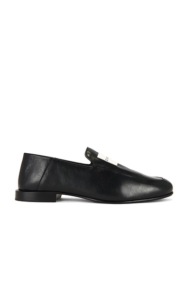 Label Loafer