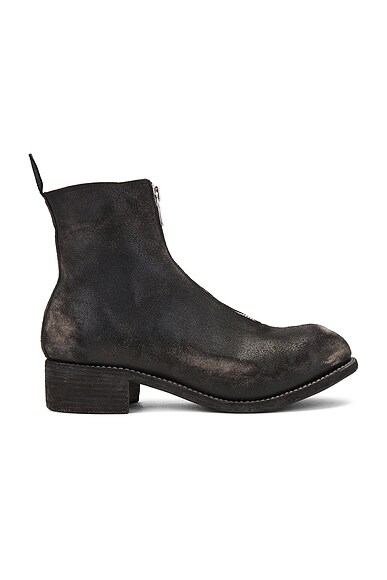 Robert Geller x Common Projects Suede Chelsea Boots in Sand FWRD