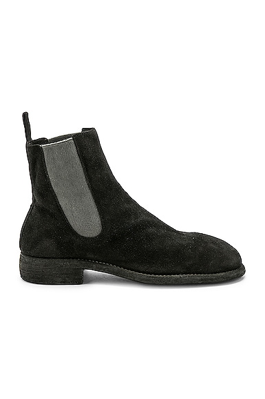 Guidi Suede Chelsea Boots in Black