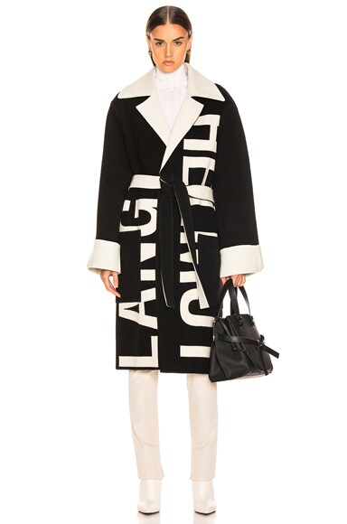 Logo Coat