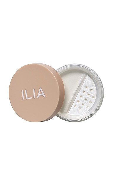 ILIA Soft Focus Finishing Powder in Fade Into You