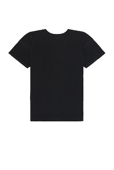 Shop Issey Miyake Basic T-shirt In Black