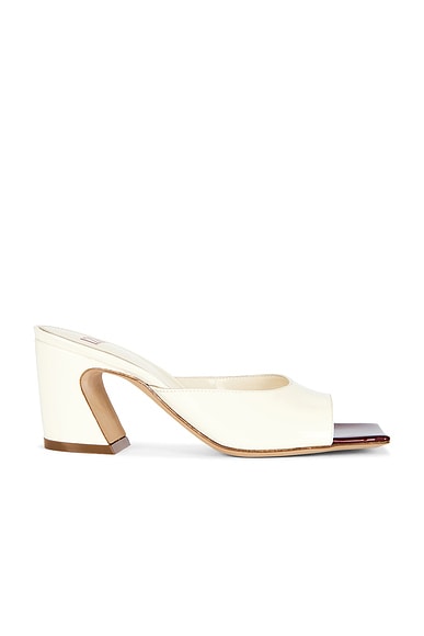 IZIE Chester Mule in Off White & Oxblood Patent