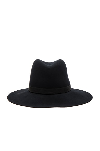 Ila Hat