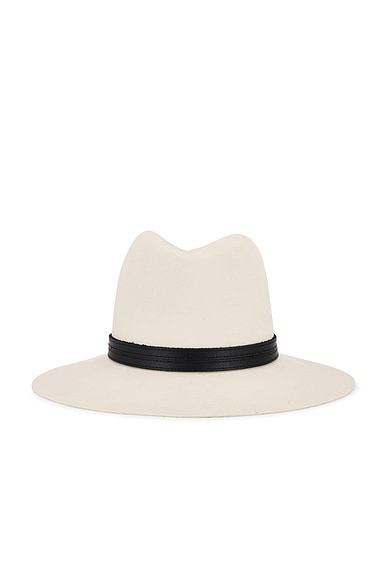 Corinne Hat