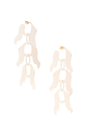 【送料&関税込】Jacquemus Les Boucles Salon Jacquemus Les Boucles J Earrings, Light Gold | Neiman Marcus