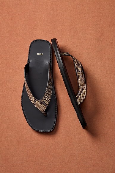 Jude for FWRD Vermelho Sandal in Sand