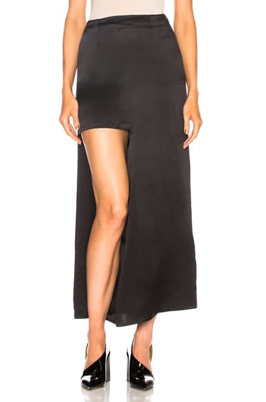 Asymmetric Bonded Skirt