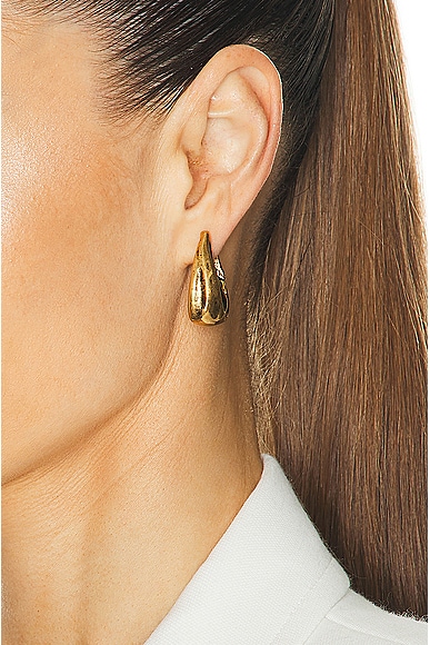 Shop Khaite Olivia Small Hoop Earrings In Antique Gold