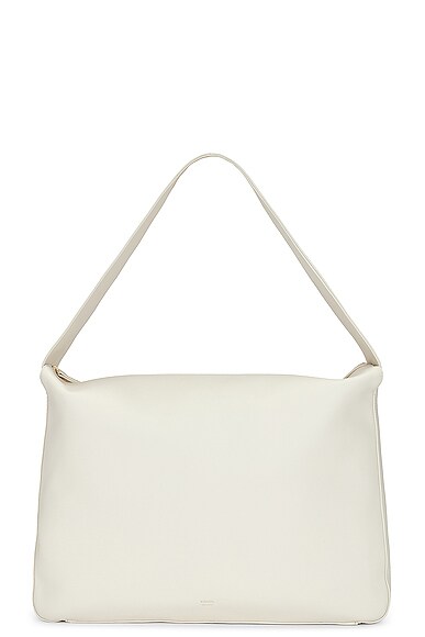 La riviera 2025 jacquemus bag