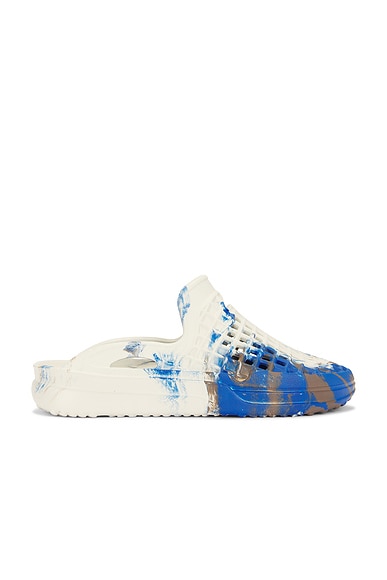 Lusso Cloud Scenario Slide in Indigo Mocha Swirl