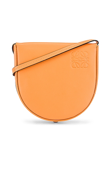 【関税負担】 LOEWE Heel Bag Loewe Heel Pouch Mini Bag in Soft Apricot | FWRD