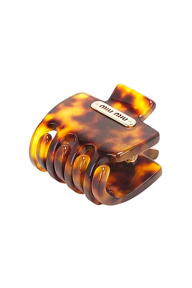 Miu Miu Hair Claw Clip in Oro & Miele Tartaruga | FWRD display picture 3