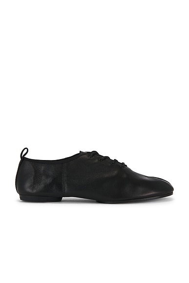 Maison Margiela Tabi Jazz Lace-Up in Black