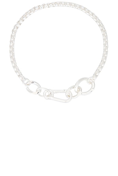 Irio Boxer Chain Necklace