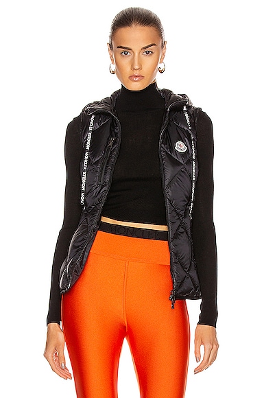Moncler sucrex gilet store