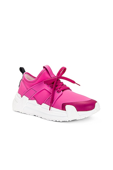 Shop Moncler Lunarove Low Top Sneaker In Pink