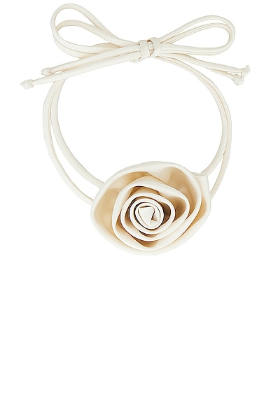 Rose Choker Necklace in Ivory