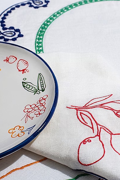 Misette Embroidered Linen Napkins Set Of 4 In Multicolor Fruits & Veggies