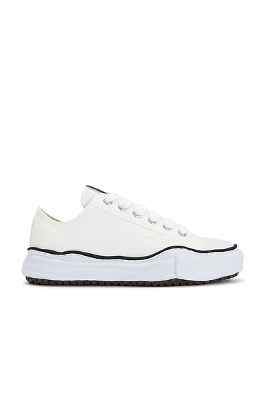 Maison MIHARA YASUHIRO Peterson Original Sole Canvas Low-Top Sneaker in White