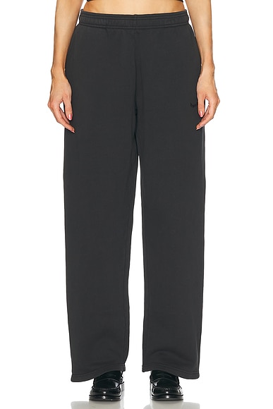 Museum of Peace and Quiet Wordmark Pigment Dyed Sweatpants in Black