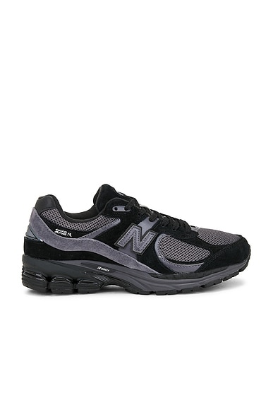 New Balance M2002rbl Sneakers in Black & Magnet