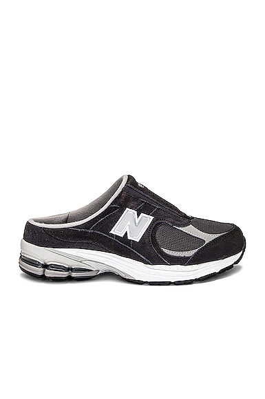New Balance 2002rm Sneaker In Grey