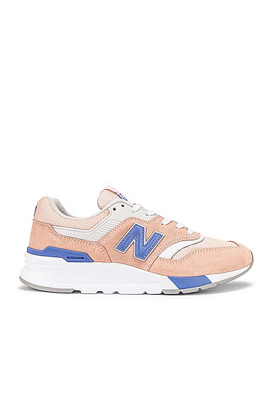 New Balance 997H Sneakers in Rose Water 