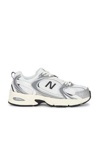 New Balance 530 Sneaker in Silver Metallic & Black Cement