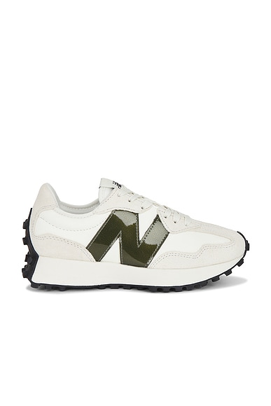 327 Sneaker